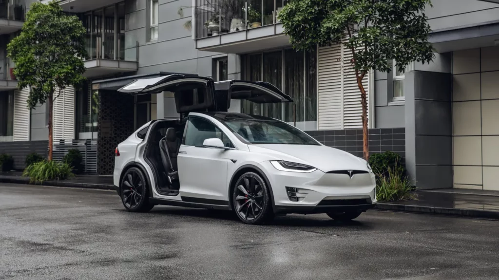 Tesla launches cheaper Model X and Model S options with less range